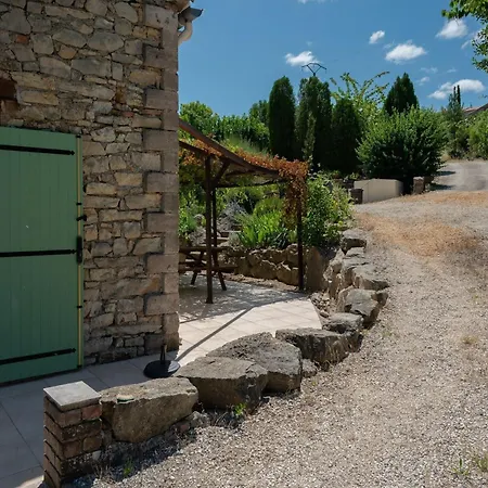 Holiday home Pretty In With Swimming Pool *