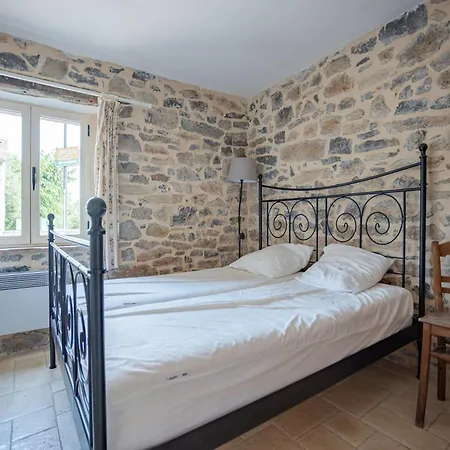 Pretty In With Swimming Pool Holiday home Courry