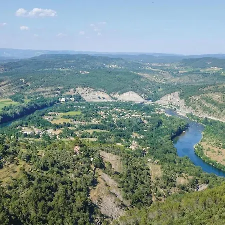 Pretty In With Swimming Pool Casa vacanze